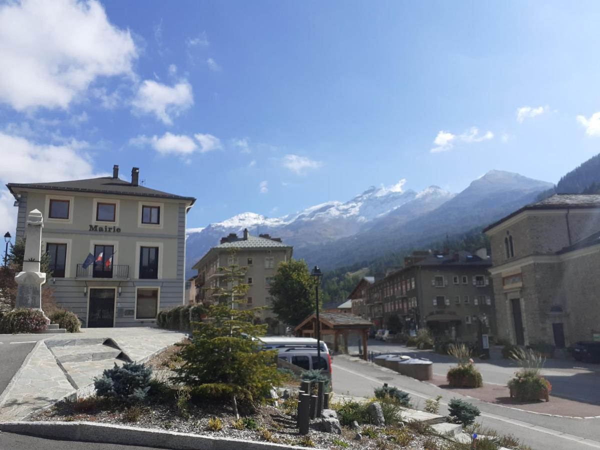 Appartement Chaleureux Avec Wifi De 10 Personnes A Val-Cenis ランスルブール・モン・スニ エクステリア 写真